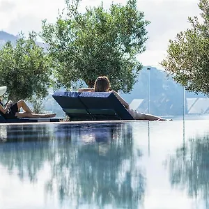 https://savoy-palace-opening-spring-2019.madeira-islandshotels.com